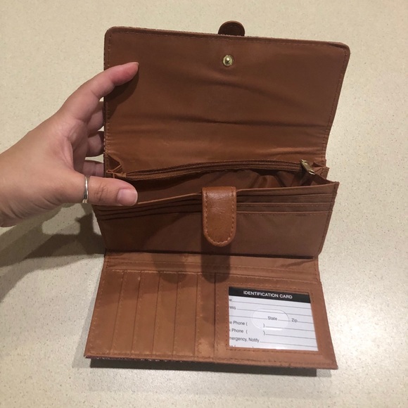 🍁Wallet🍁 - Picture 4 of 5